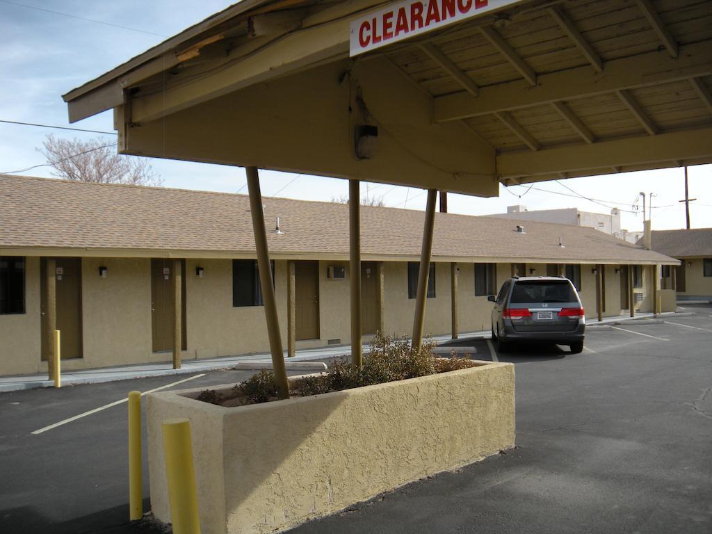 Lone Pine Budget Inn Exterior foto